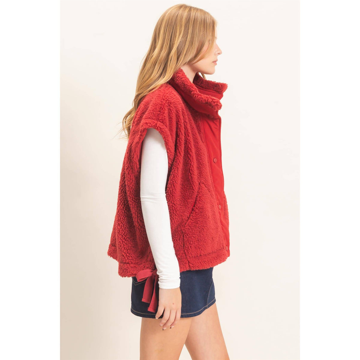 Sherpa Vest With Snap Closure