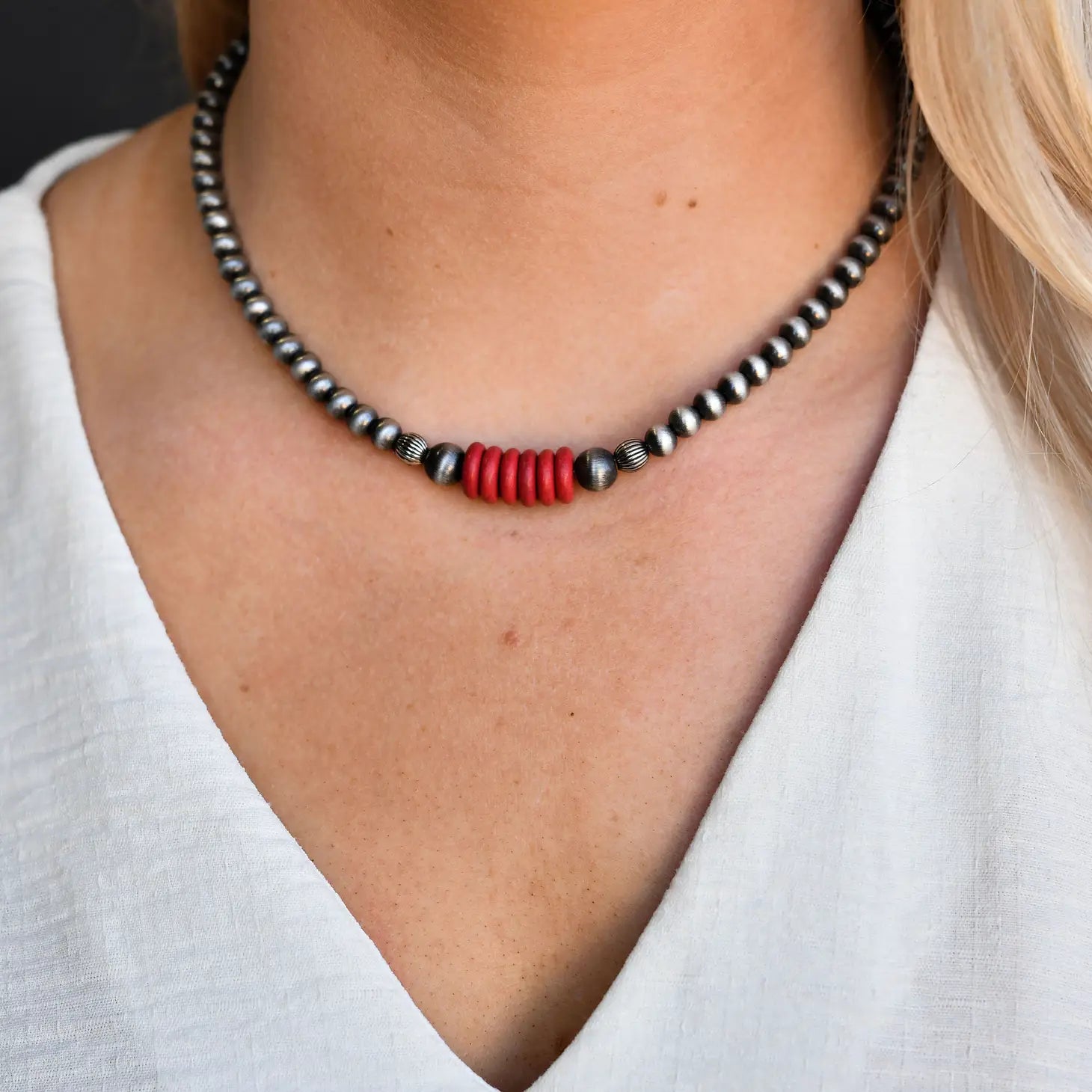 14" Faux Navajo Pearl Choker Necklace With Red Accent