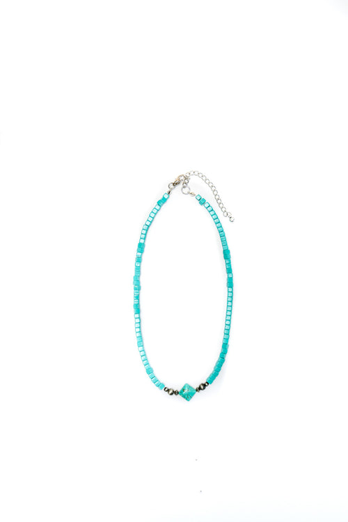 16" Turquoise and Faux Navajo Pearl Necklace with Turquoise Diamond Accent