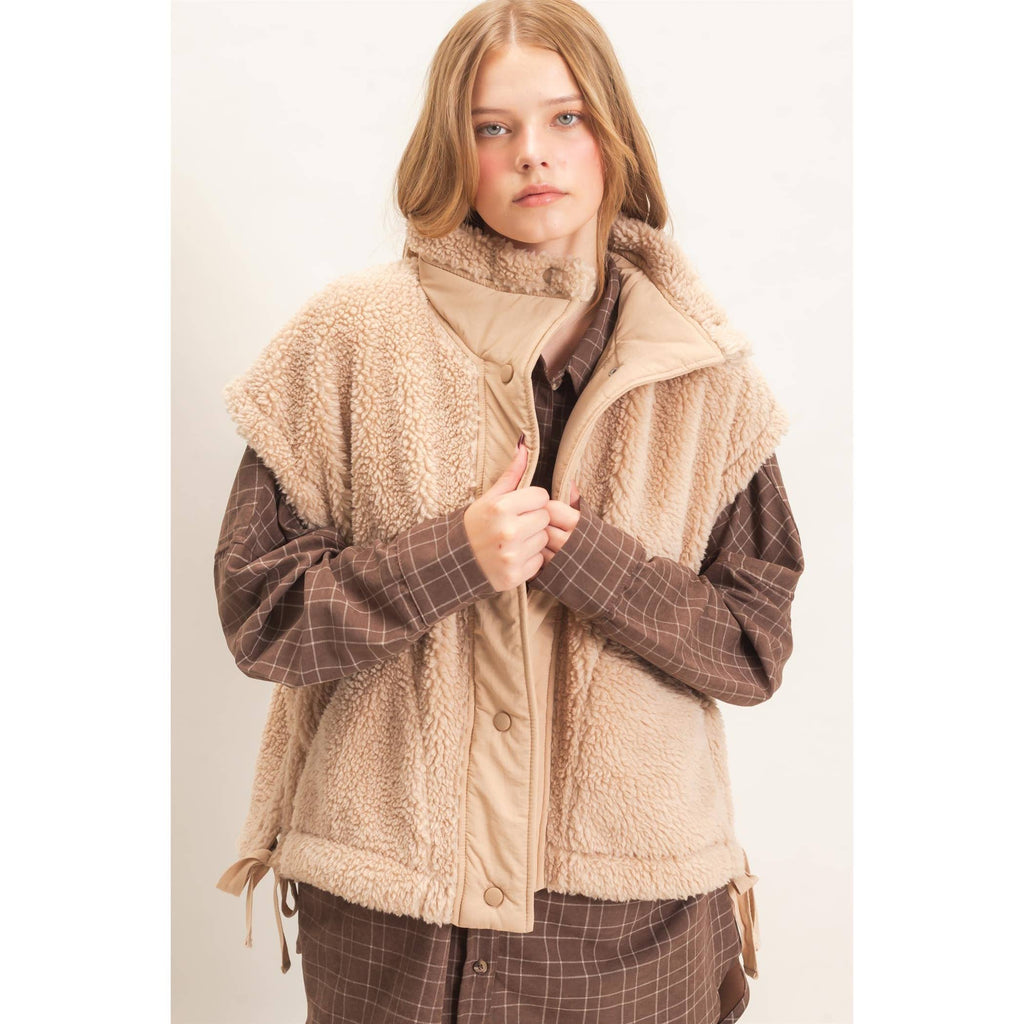 Sherpa Vest With Snap Closure