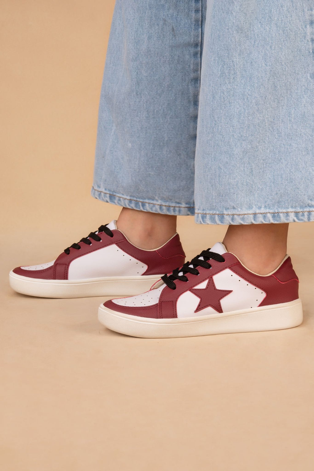 Game Day Sneaks