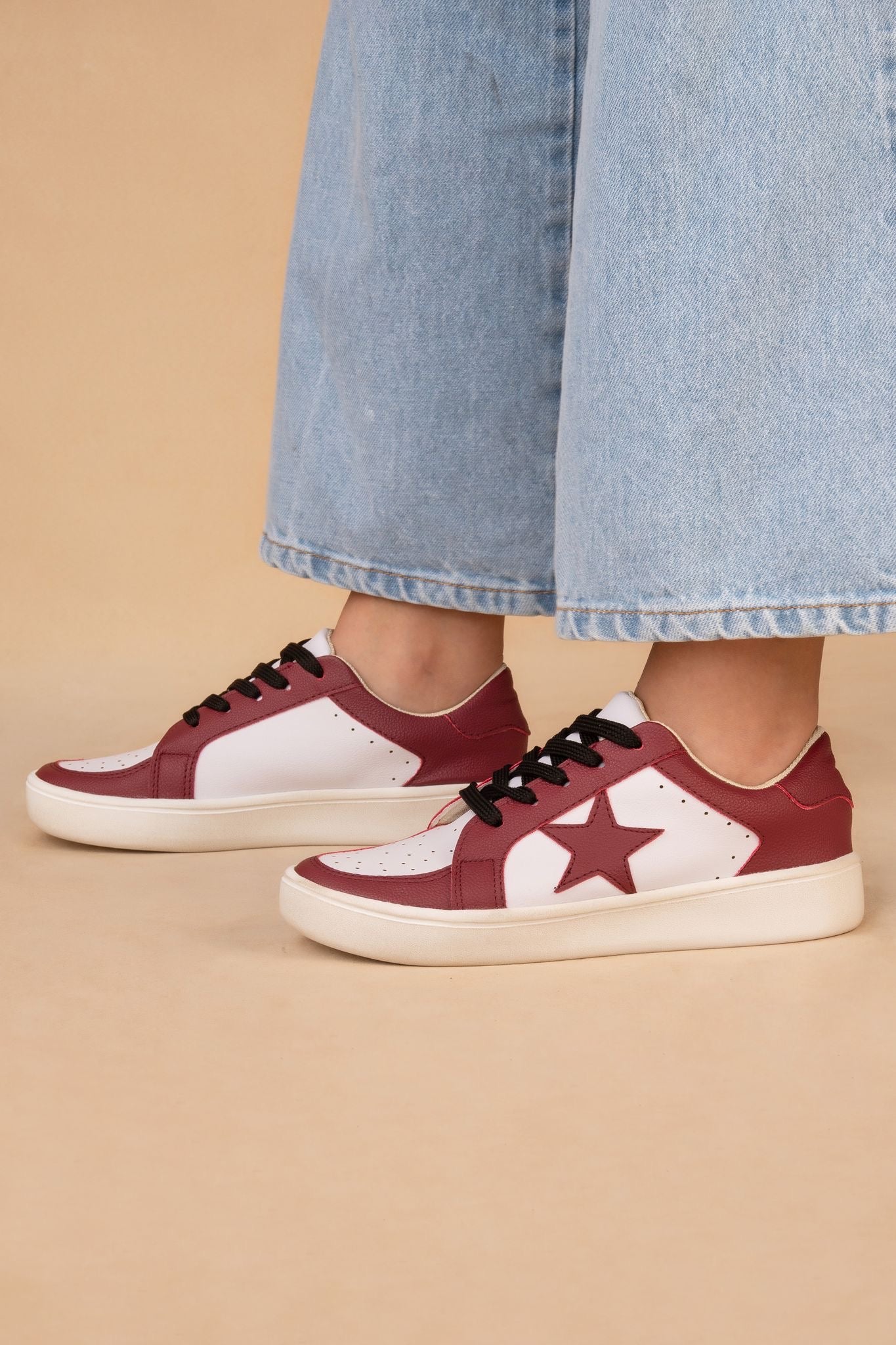 Game Day Sneaks
