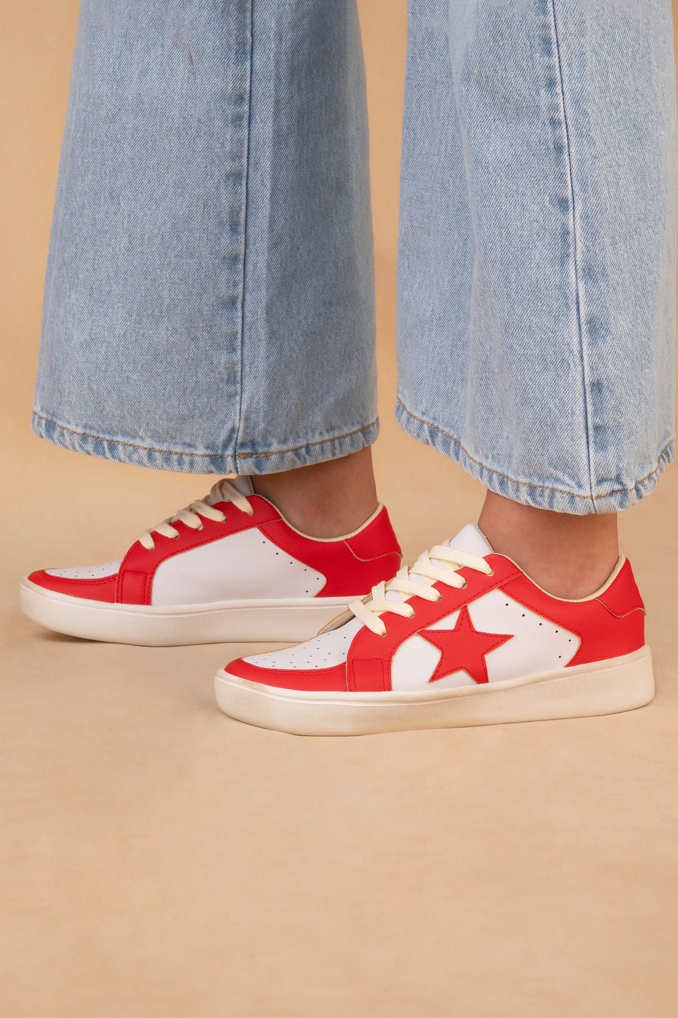 Game Day Sneaks